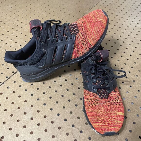 Adidas UltraBoost Shoes Mens 11 Red Game of Thrones 4.0 House Targaryen Dragons - Picture 2 of 11